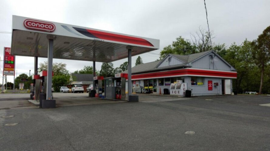 NO GOODWILL CORPORATE OWN GAS STATION FoR LEASE 1 HR FROM DALLAS TX