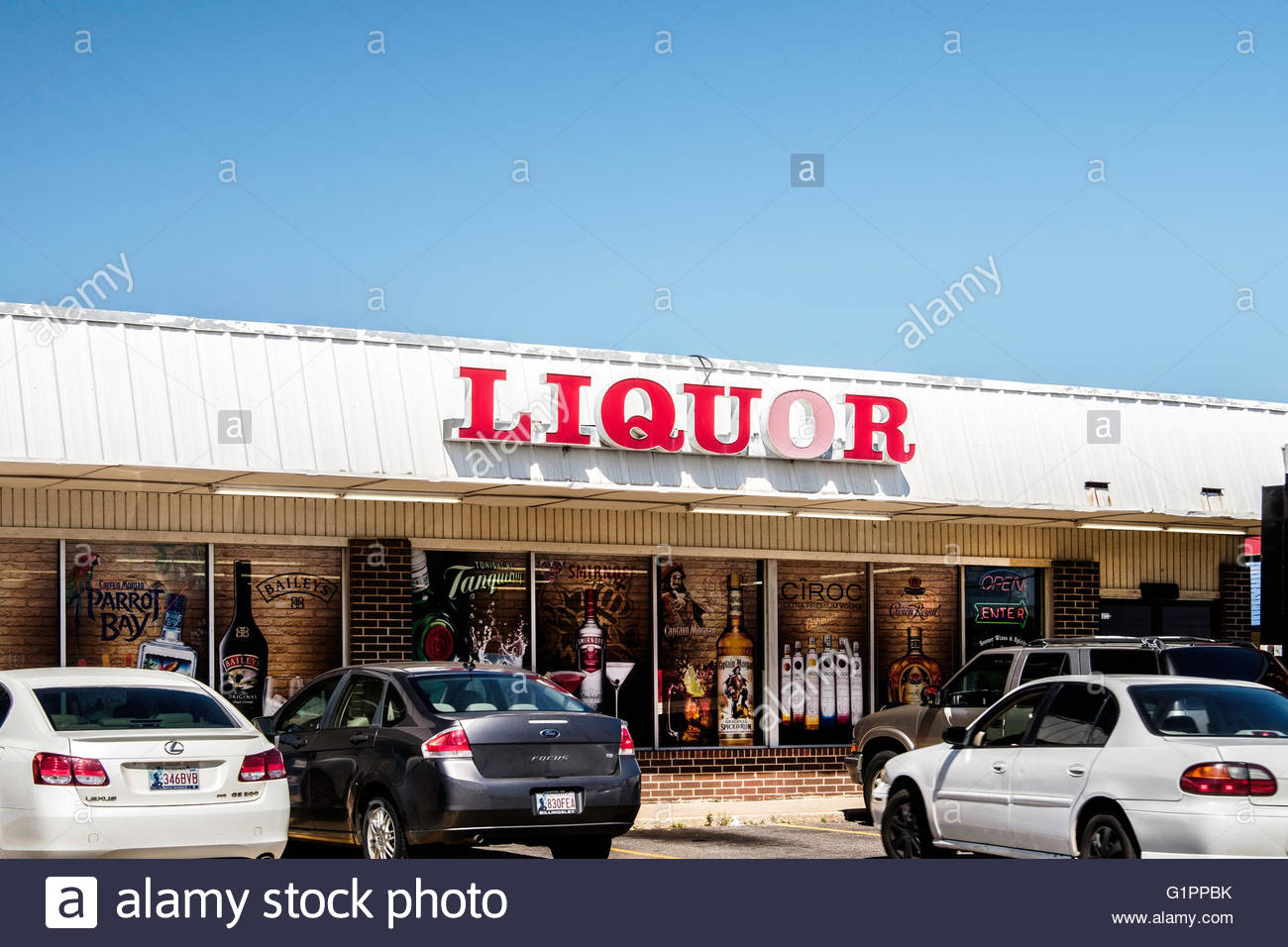 Strip Mail With Convenience Store And 3 Tenent For Sale In Rockford IL